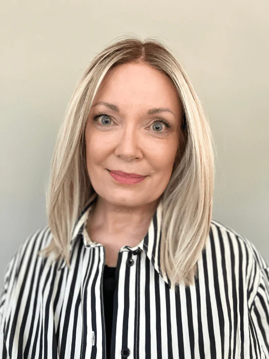 Drive Mono Part | HF Synthetic Lace Front Wig (Mono Part) - Image 11