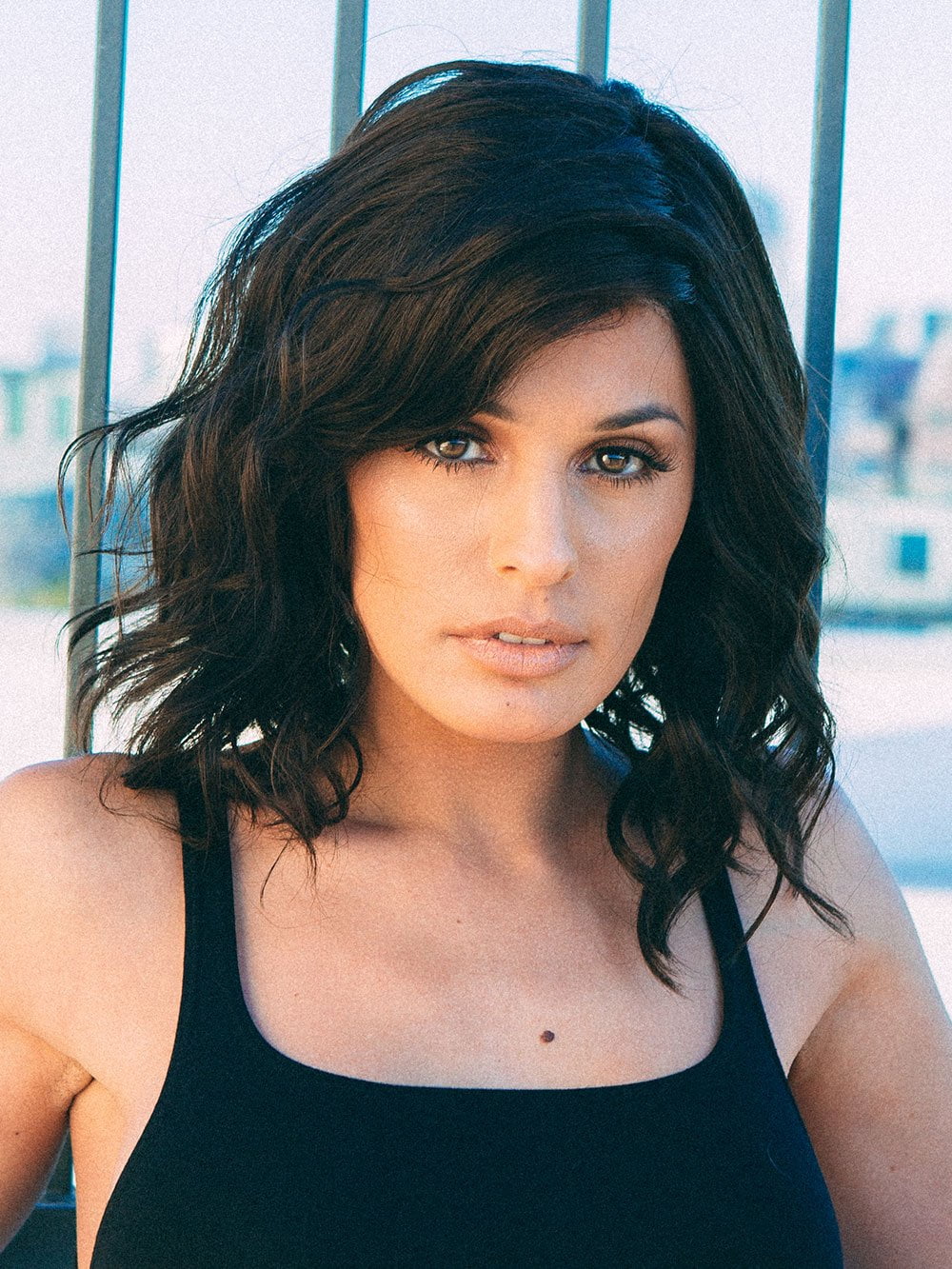 Julianne Petite | Synthetic Lace Front Wig (HT) - Image 2